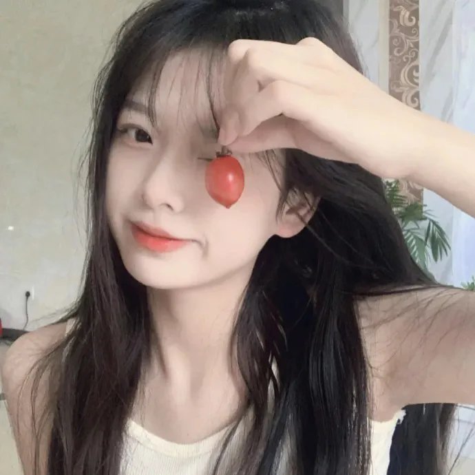 极地熊踪海报